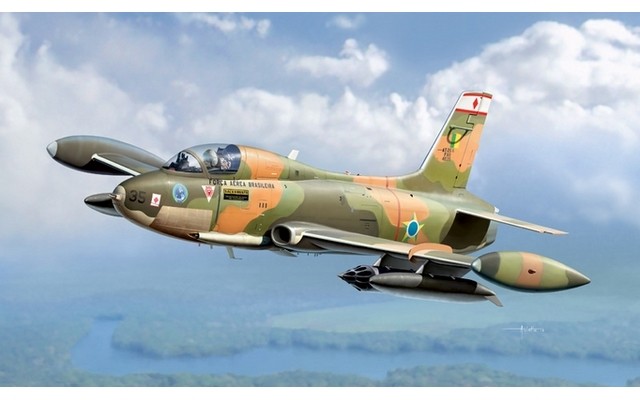 Italeri 1/72 MB 326K Impala - SAAF Decals Included