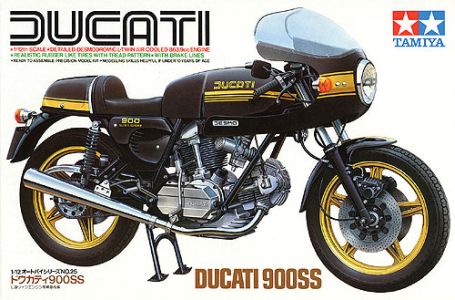 Tamiya 1/12 Ducati 900SS Kit - CF425