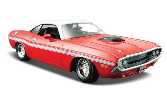 Maisto 1/24 Dodge Challenger R/T Coupe70