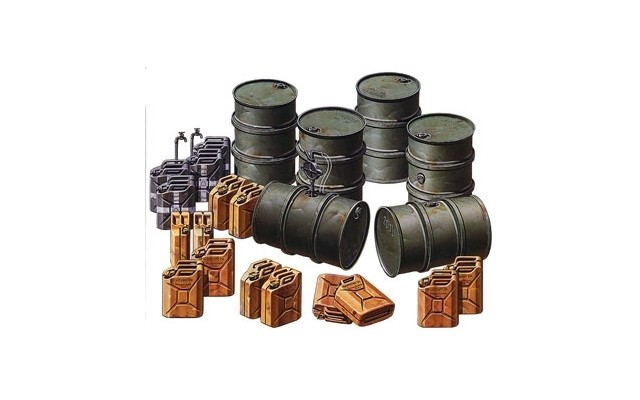 Tamiya 1/35 German Fuel Drum Set