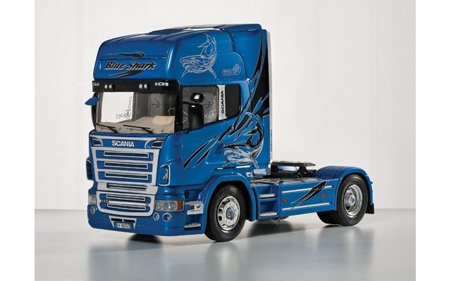 Italeri 1/24 Scania R620 "Blue Shark"