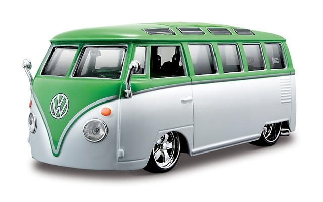 Maisto 1/24 VW Samba Van Kit ALL-STARS