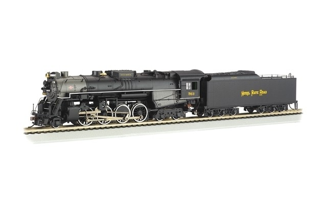 Bachmann HO 2-8-4 Nickel Plate 763 Rail Fan Version DCC