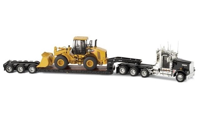 CAT/Norscot 1/50 Peterbilt 389 Tri-Axle Day Cab with Trail Kin