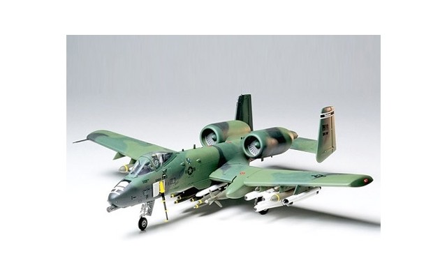 Tamiya 1/48 Fairchild Republic A-10A "Thunderbolt II"