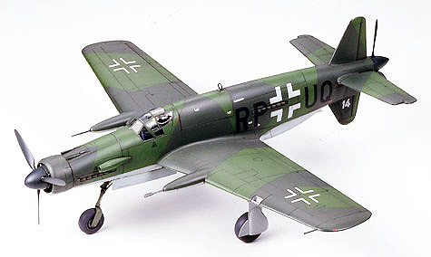 Tamiya 1/48 Dornier Do335B Pfeil - Heavily Armed Version