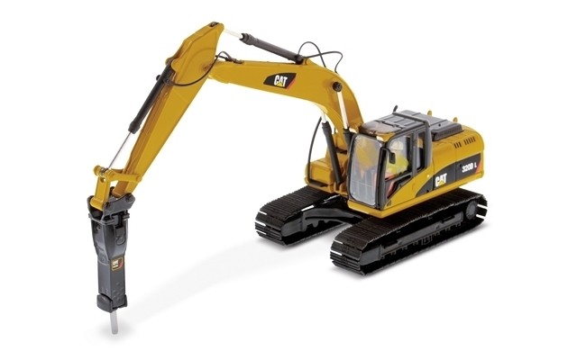 Die Cast Masters 1/50 CAT 320D L Hydraulic Excavator with hammer