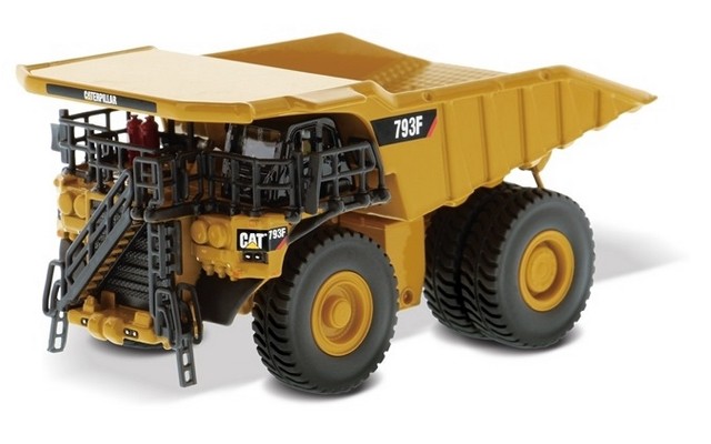 Die Cast Masters 1/125 CAT 793F Mining Truck