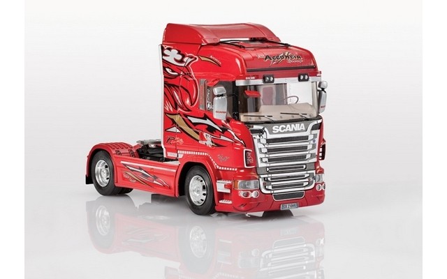 Italeri 1/24 Scania R560 Highline "Red Griffin"- Super Decal She
