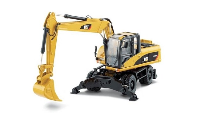 CAT/Norscot 1/50 M316D Wheel Excavator